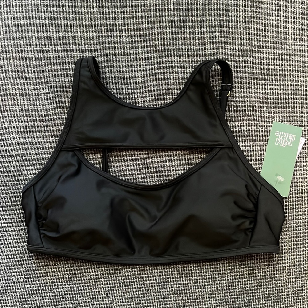 NWT Wild Fable Bikini Top | Keyhole Opening | Removable Pads | Black Swim Top